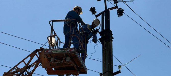 «Минулої доби відновили електропостачання у 29 населених пунктах, повернули світло понад 8,3 тисячі родин», — Андрій Стасевський «Минулої доби відновили електропостачання у 29 населених пунктах, повернули світло понад 8,3 тисячі родин», — Андрій Стасевський